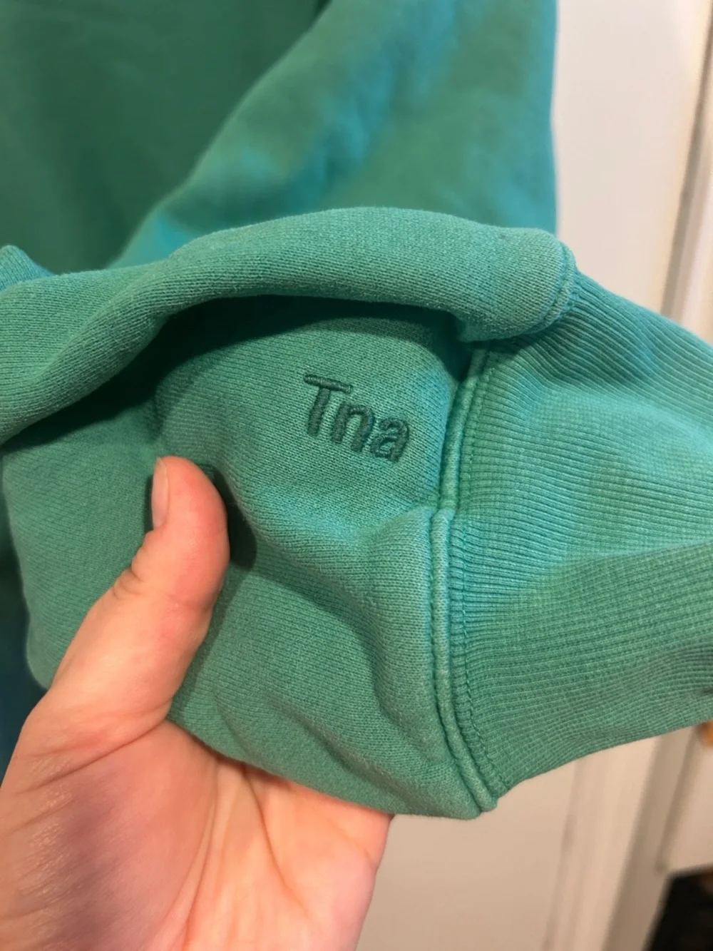 TNA Green Crewneck Sweatshirt XL - Picture 3 of 4
